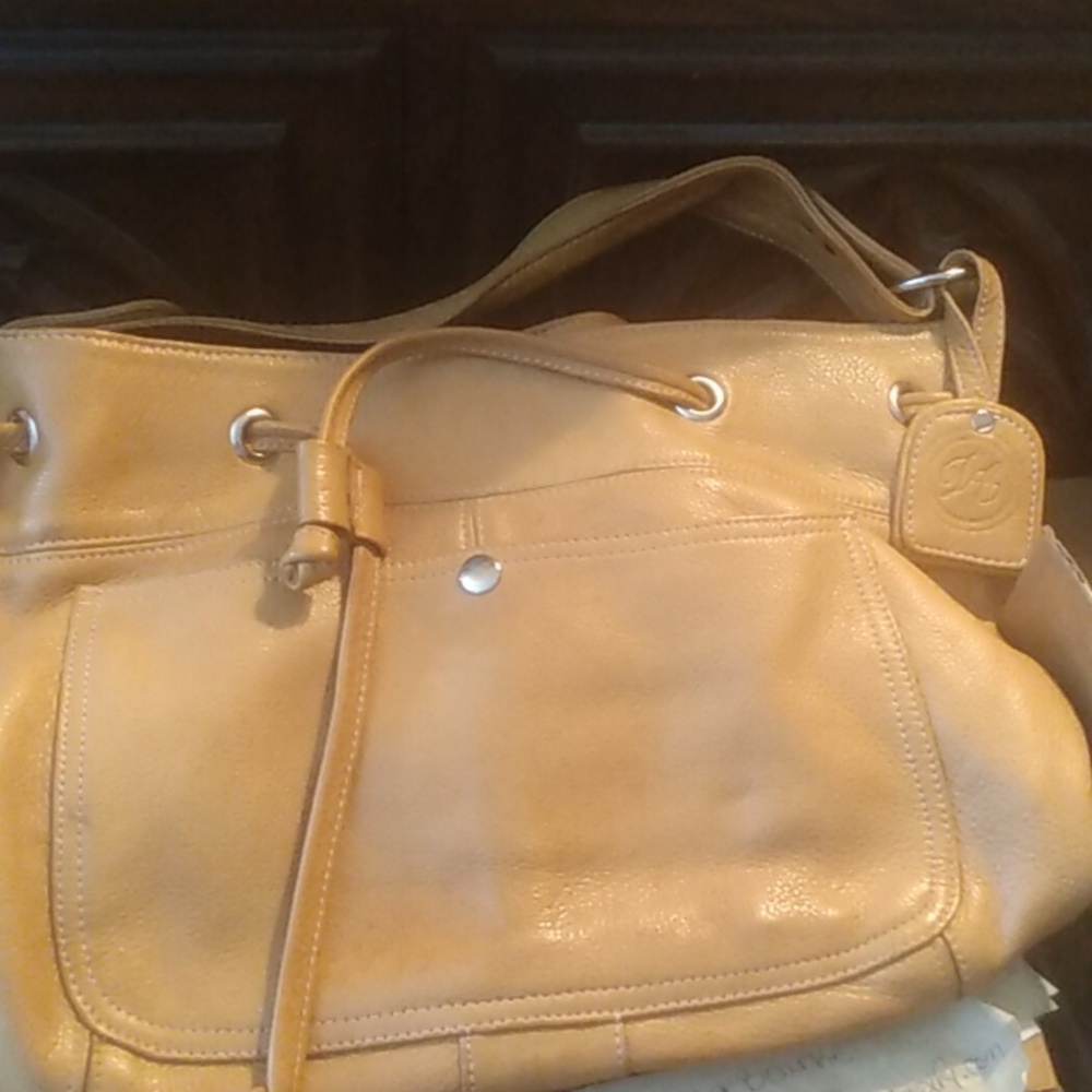 D&B satchel
